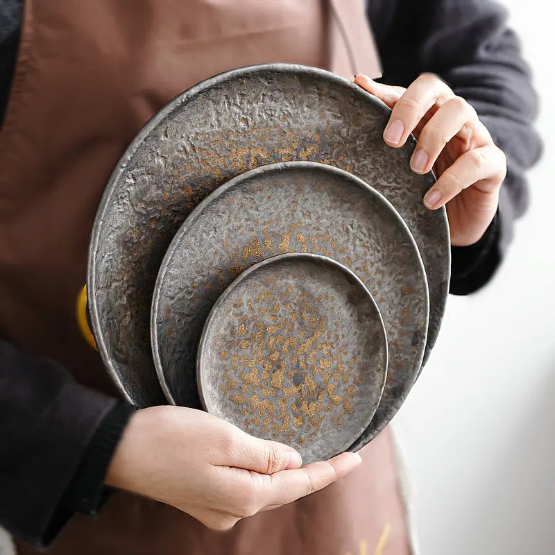 Stoneware Hammered Texture Dinner Plate