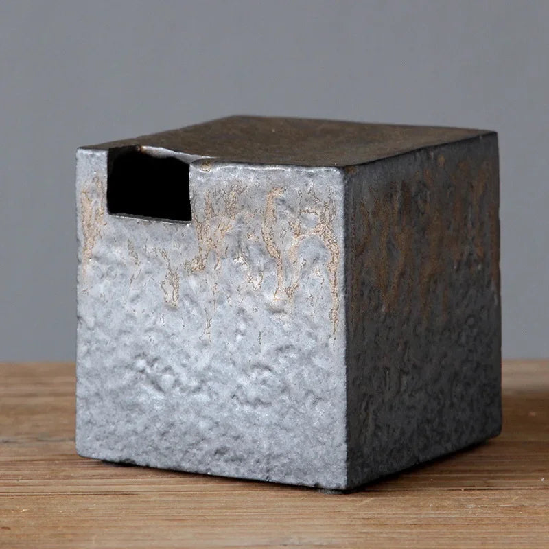 Japanese Wabi-Sabi Rough Pottery Vase